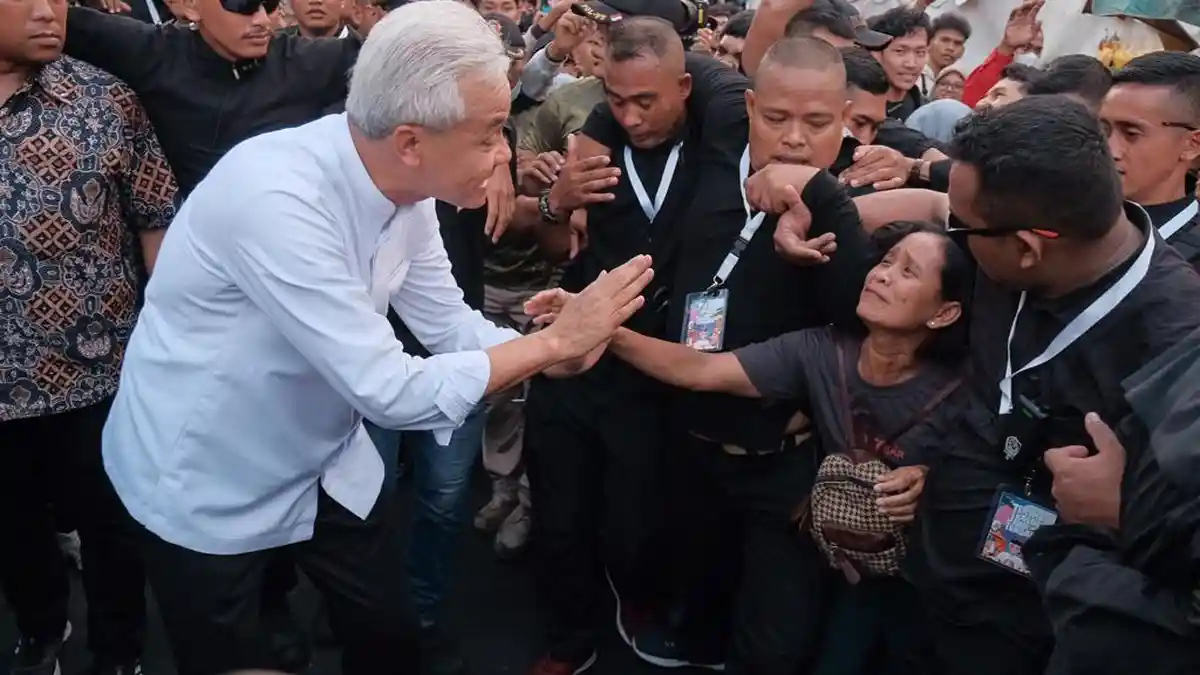 Ungkapan Perasaan Warga Jateng saat Acara Perpisahan dengan Ganjar Pranowo