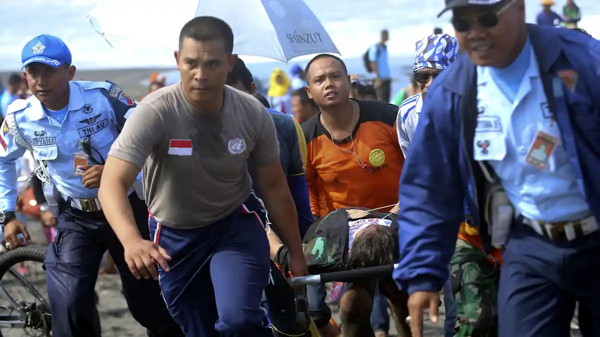 Parasut Dua Penerjun TNI AU yang Meninggal Tidak Mengembang Sempurna