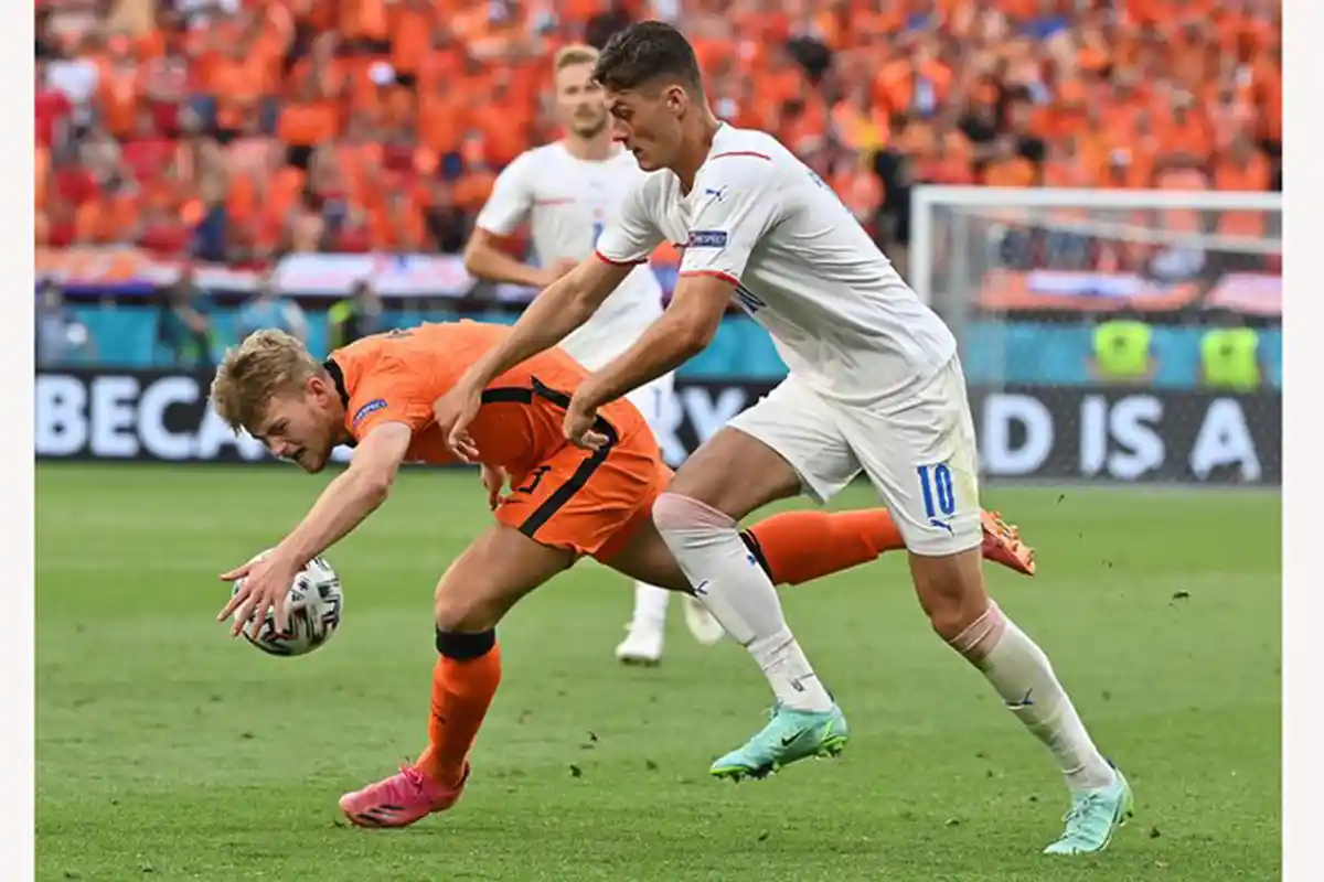 Matthijs de Ligt: Belanda Kalah dari Republik Ceko Karena Apa yang Saya Lakukan