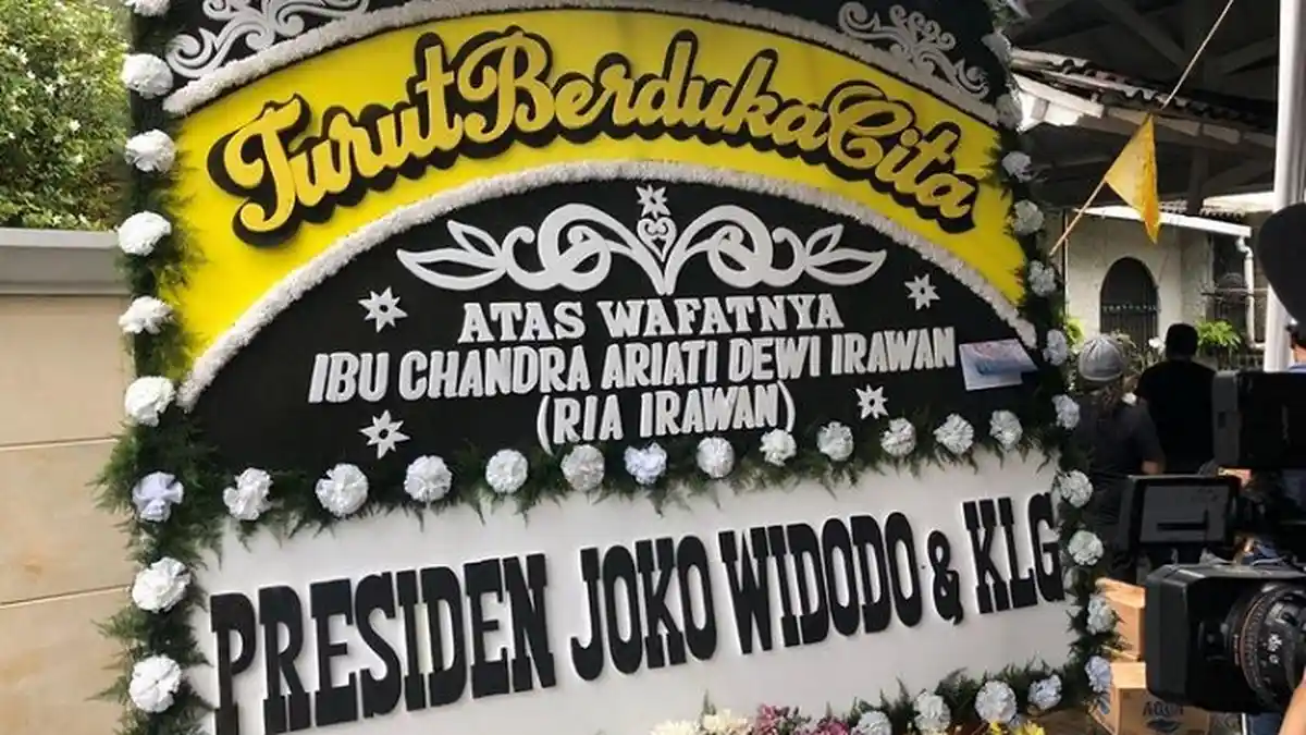 Ria Irawan Meninggal Dunia, Jokowi dan Ahok Kirim Karangan Bunga Duka Cita