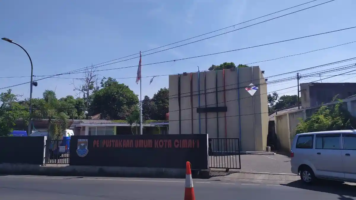 Menengok Perpustakaan di Kota Cimahi, Warga Menyebutnya Blek Kurupuk, Koleksinya Ada 23 Ribu Buku
