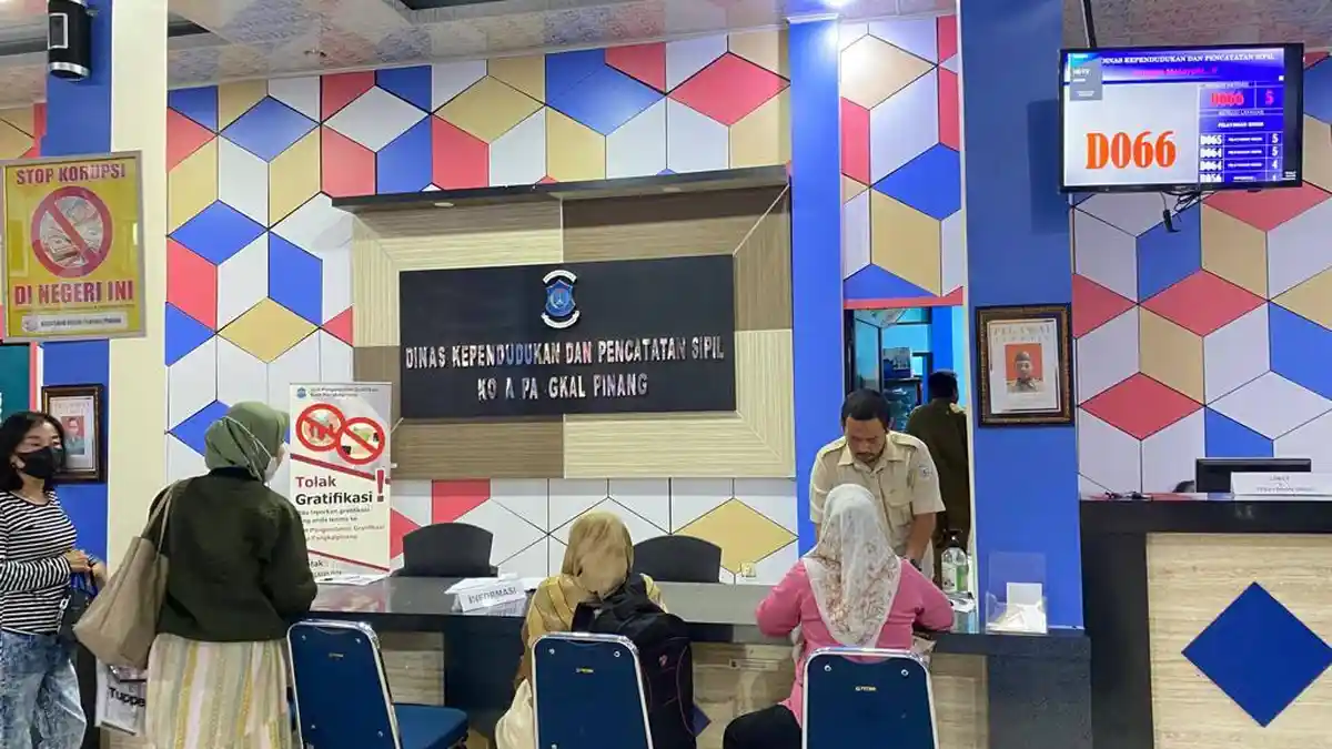 Momen Libur Natal dan Tahun Baru, Pelayanan Perekaman KTP-el di Disdukcapil Pangkalpinang Membludak