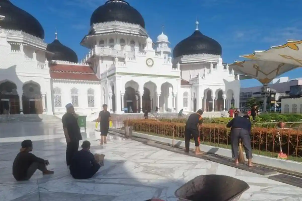 Tgk H Salman di Masjid Raya Baiturrahman, Ini Daftar Khatib & Imam Shalat Jumat di Banda Aceh Besok