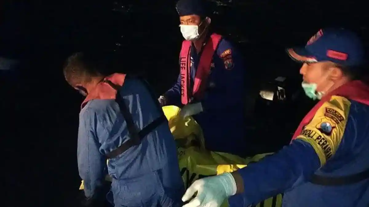 Lagi, Mayat Pria Ditemukan Mengapung di Gresik, Kali Ini di Area Dermaga Maspion