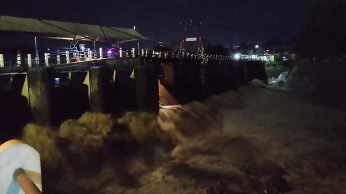 Kondisi TMA Bendung Katulampa Minggu Malam Ini Setelah Wilayah Bogor Diguyur Hujan