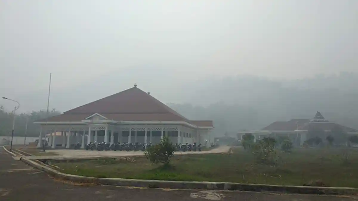 Polusi Asap Diprediksi Selimuti Kayong Utara Hingga Nanti Malam