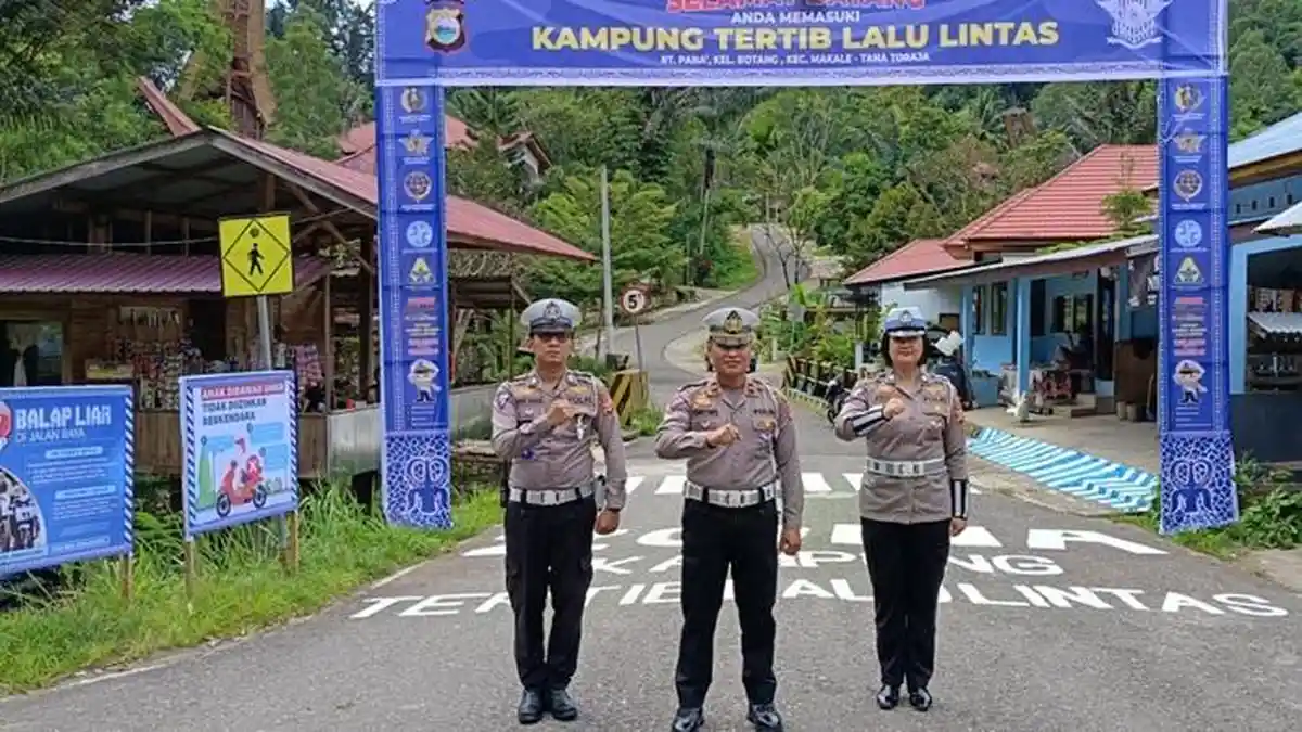 Satlantas Polres Tana Toraja Dorong Kesadaran Warga dalam Program Kampung Tertib Lalin