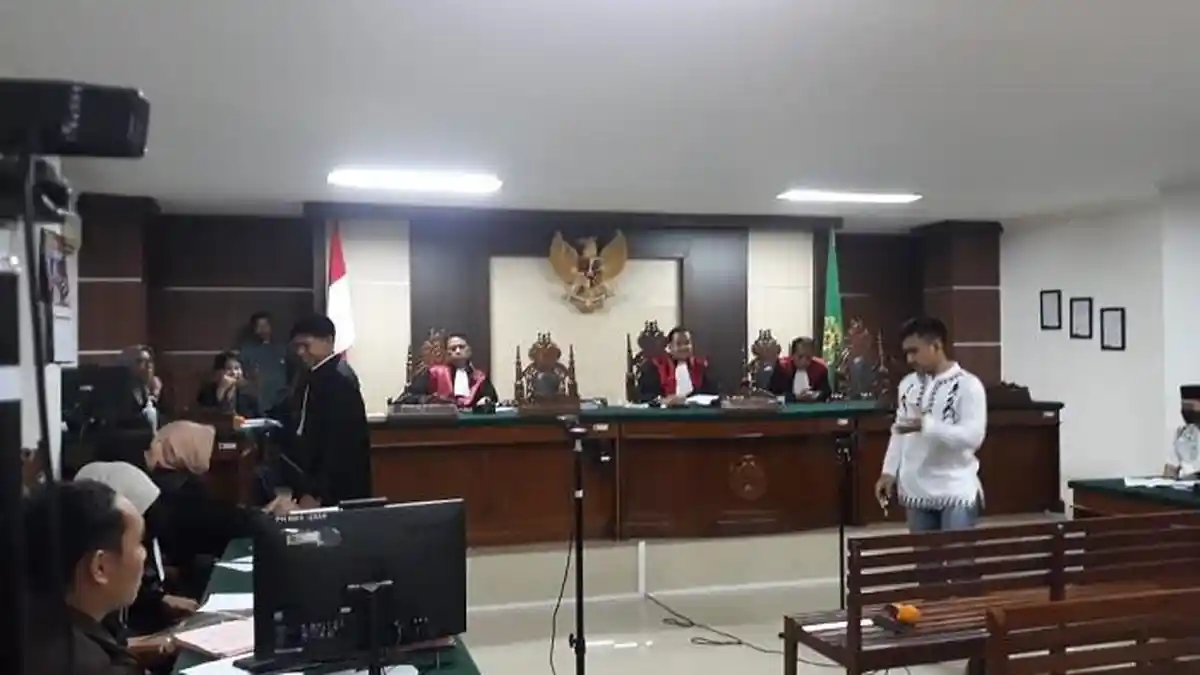 Keluarga Najamuddin Sewang Mengamuk Usai Sidang Pembunuhan Pegawai Dishub Makassar