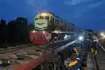 jalur-kereta-api-di-gubug-grobogan-sudah-bisa-dilewati-kereta-api.jpg