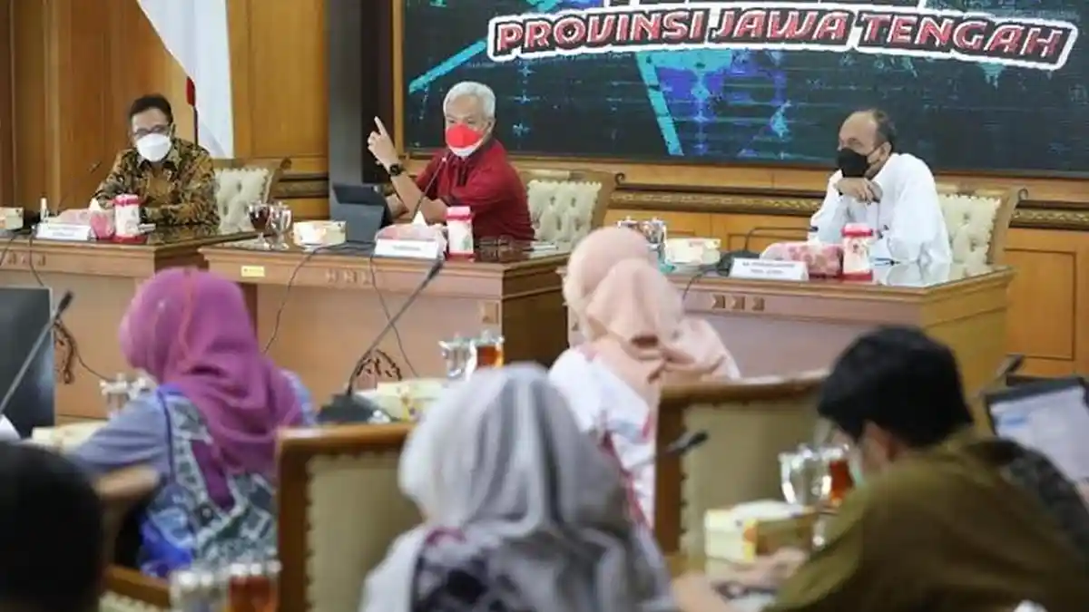 Ganjar Upayakan Pengembalian Uang Nasabah BKK Pringsurat 