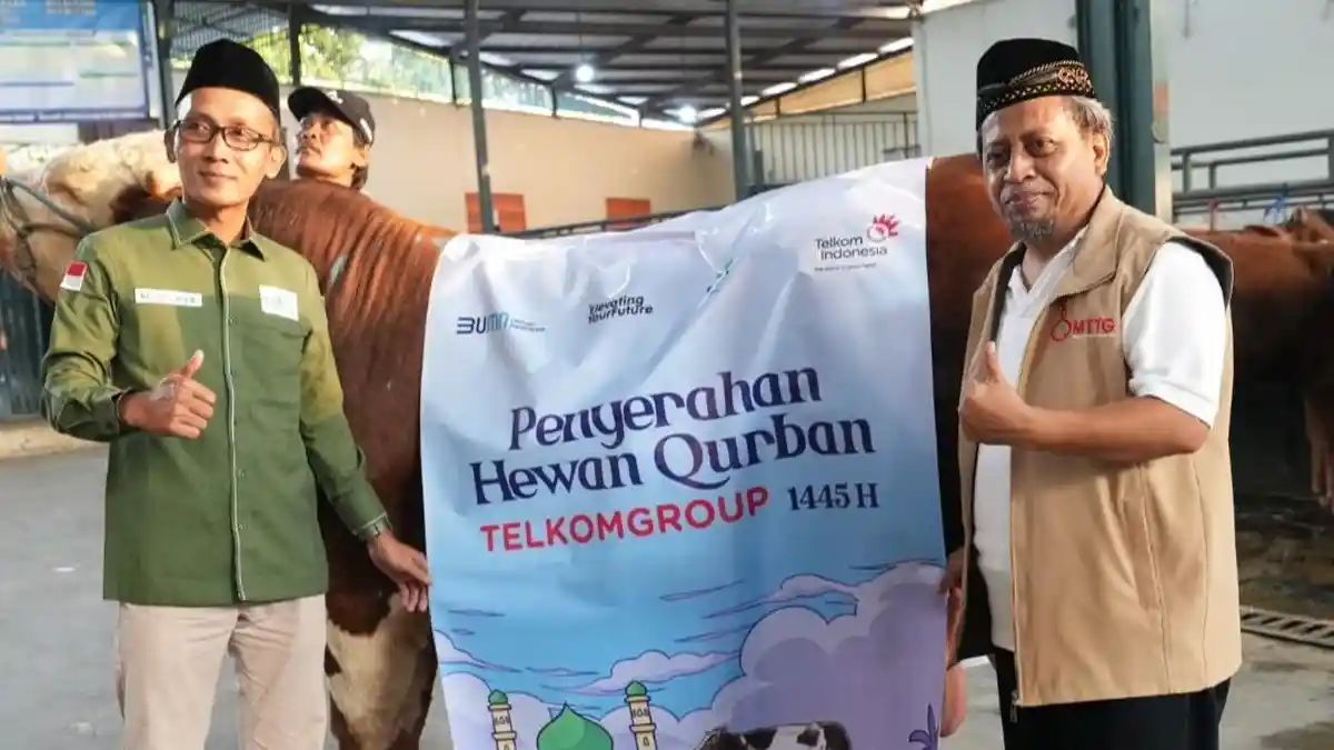 Telkom Kurban 202 Ekor Sapi dan 342 Kambing-Domba