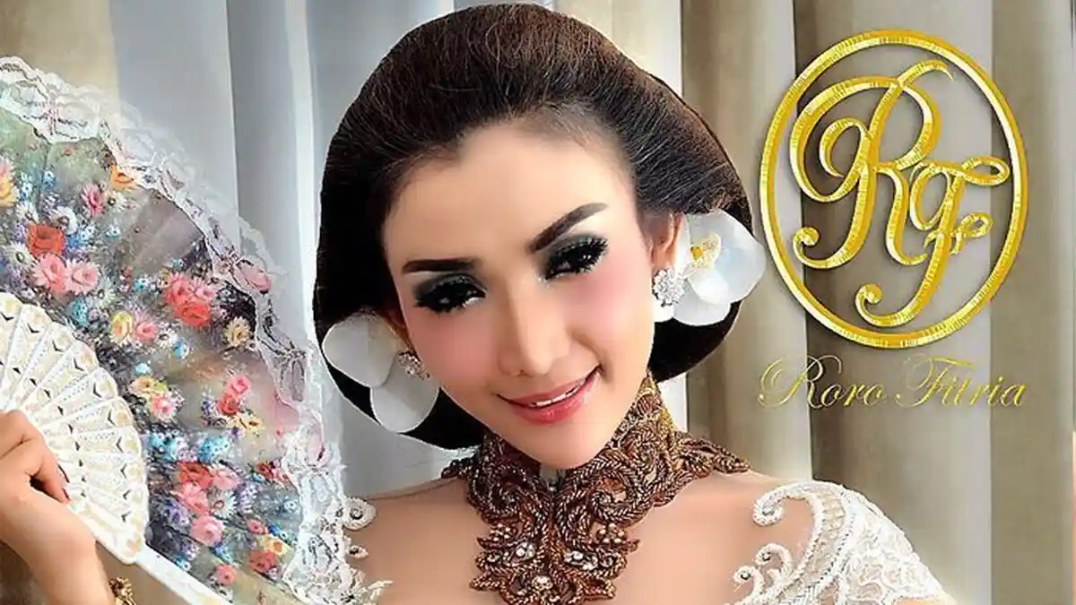 Cuma Jadi Pemakai, Roro Fitria Minta Direhabilitasi