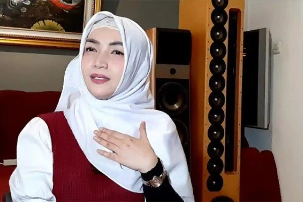 Disebut Bangkrut karena Kasus Narkoba, Begini Kata Roro Fitria