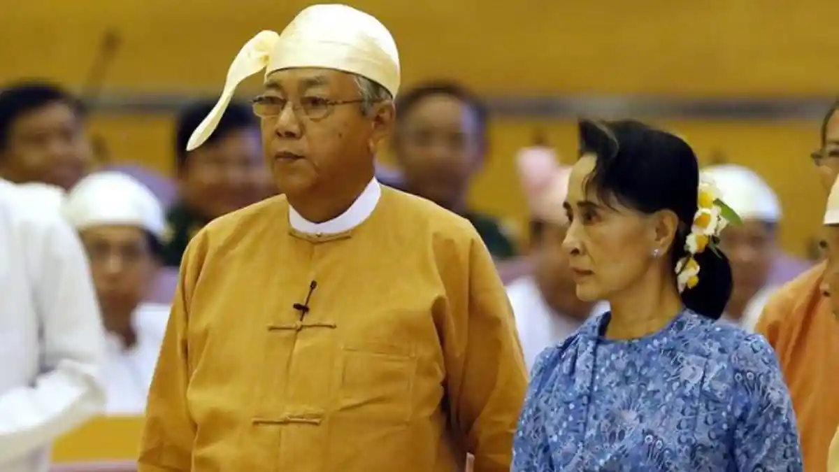 Isak Tangis Warnai Pelantikan Presiden Baru Myanmar