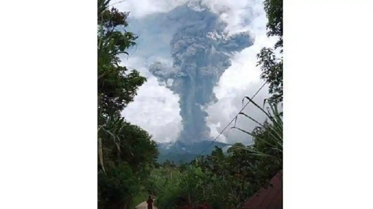 Gunung Marapi di Sumatera Barat Erupsi, Sudah Alami 45 Kali Letusan sejak Kemarin