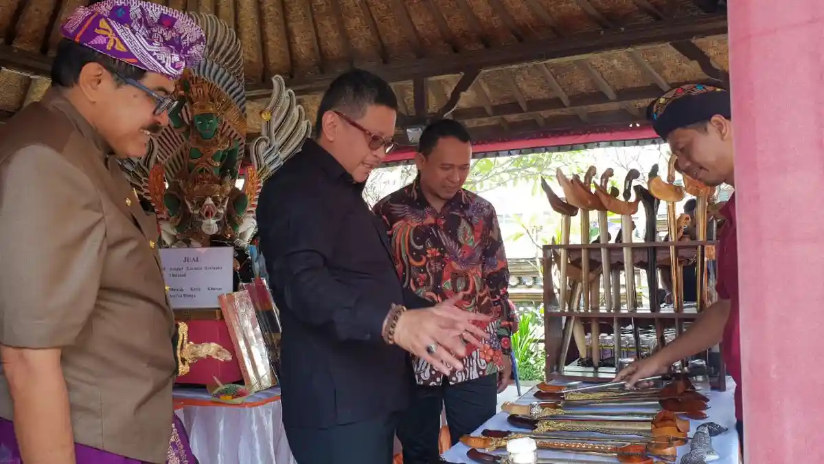 Hasto: Lestarikan Keris Sebagai Bagian Identitas Bangsa Indonesia