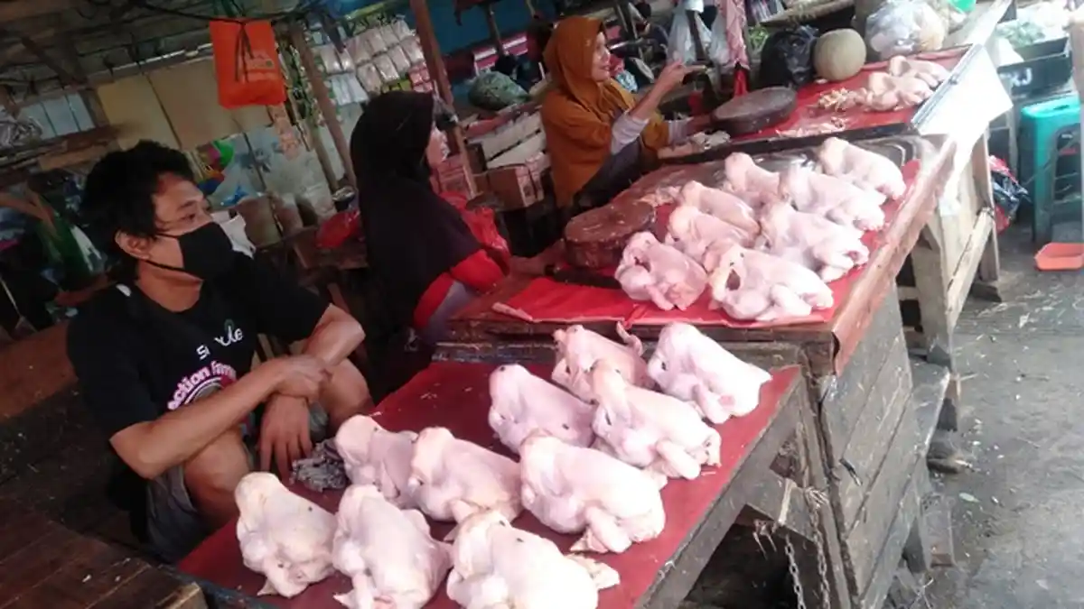 Jelang Lebaran Harga Daging Sapi dan Ayam Naik