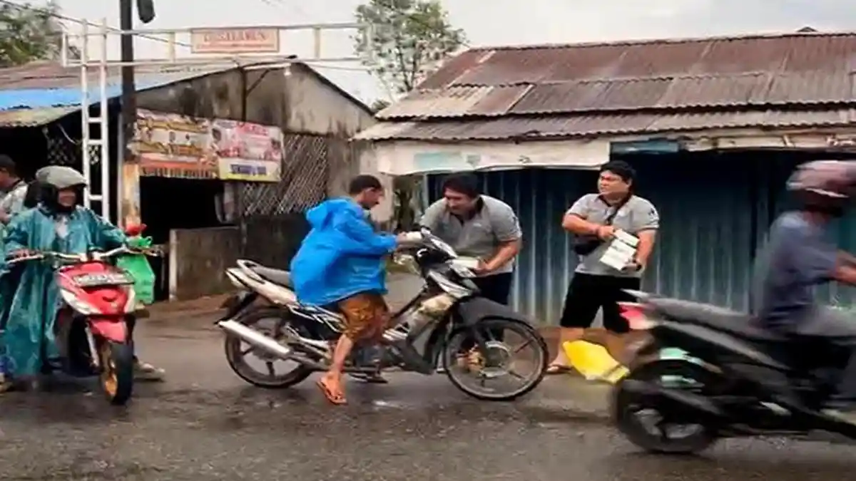 1.000 Takjil Dibagikan, YG2PB Ajak Warga Berbagi Pada Sesama di Bulan Puasa