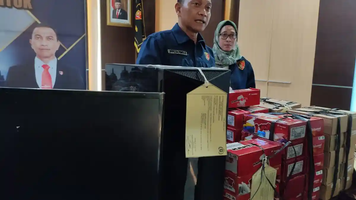 Kartu Perdana Telkomsel Palsu Beredar di Batang, Produk Rumahan Omzet Rp15 Juta Per bulan