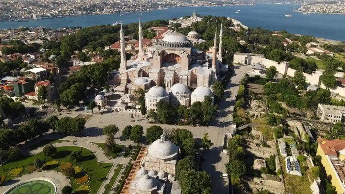 Hagia Sophia Akan Dialih Fungsi jadi Masjid, Tuai Kontroversi hingga Kewenangan Ada pada Erdogan