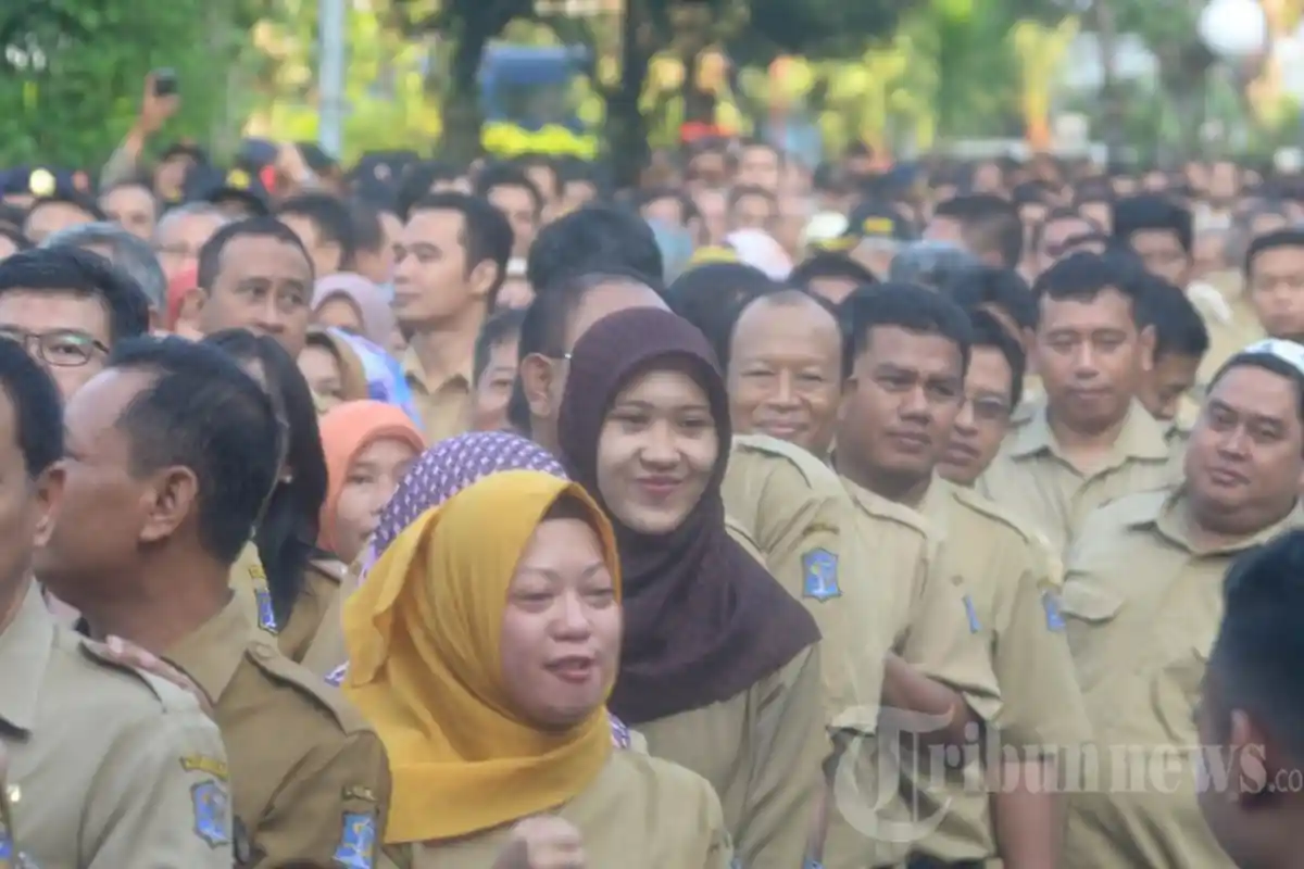 THR PNS Sudah Cair dan Gaji Ke-13 Mundur, Begini Nasib ASN Pemprov DKI Jakarta dan Pemkot Bekasi