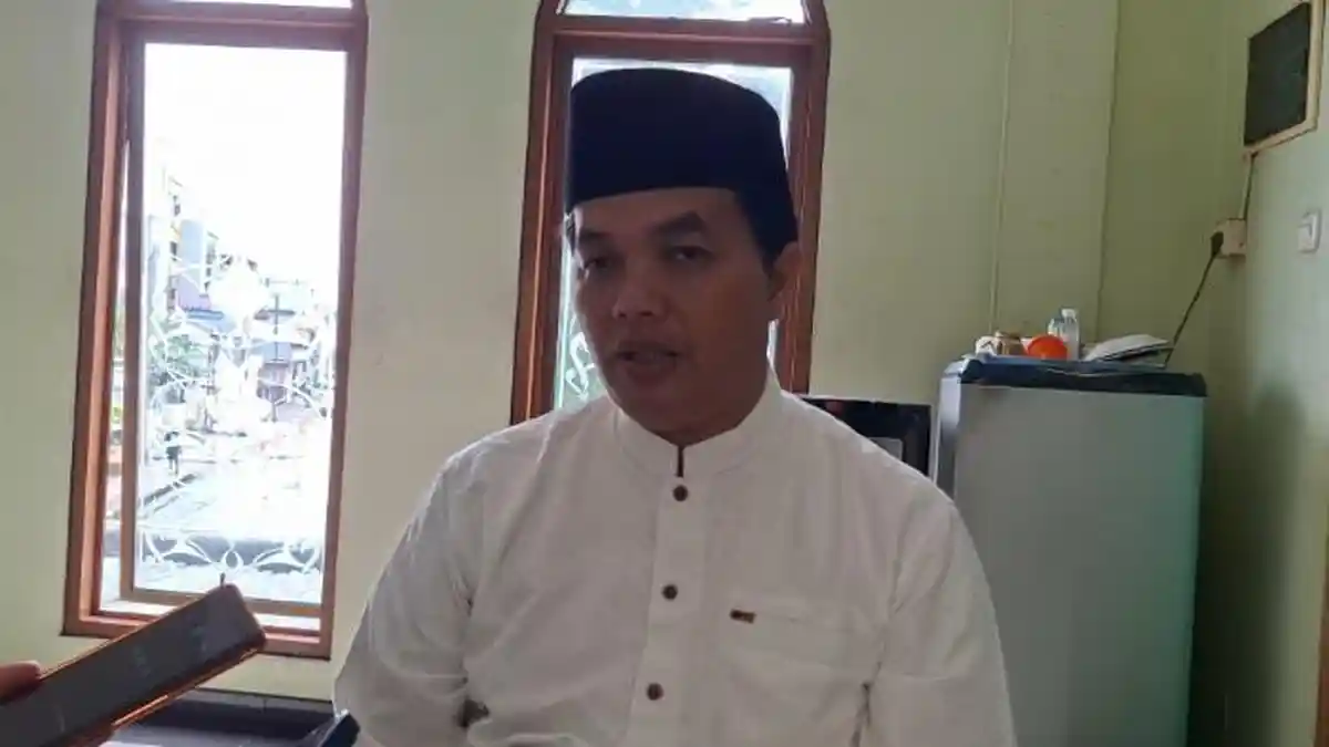 Selama Ramadan 2026 Masjid Al Barkah Bekasi Sediakan 200 Takjil Gratis hingga Program Tuntas 30 Juz