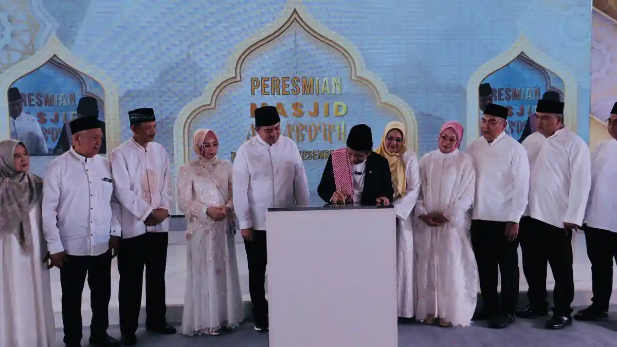 Menteri Agama RI, Nasaruddin Umar Resmikan Masjid Al-Abduh di Sematang Borang Palembang