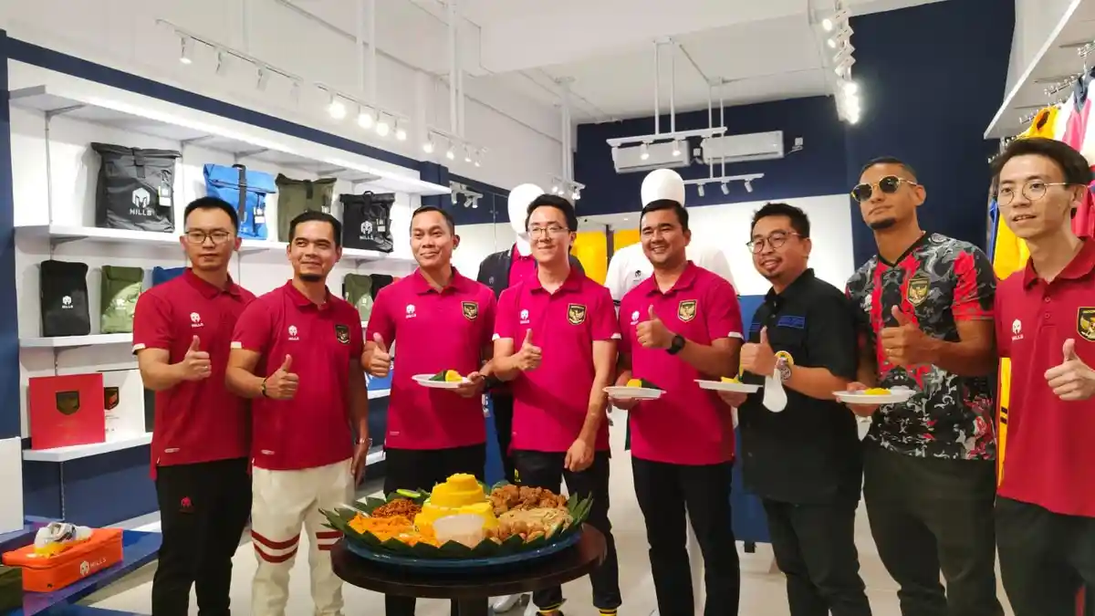 Apparel Timnas Indonesia Lebarkan Sayap ke Pekanbaru Gaet Suporter Garuda