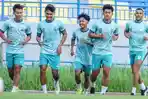 Suasana-latihan-Gresik-United.jpg