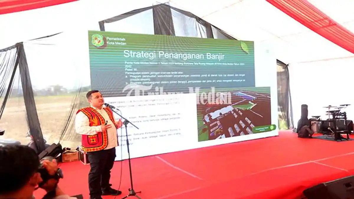 Berita Foto: Wali Kota Medan Bobby Nasution Peringatkan Kadis SDABMBK: Saya Bisa Mencopot Kalian - 06102023_KATA-SAMBUTAN_ABDAN-SYAKURO-2.jpg