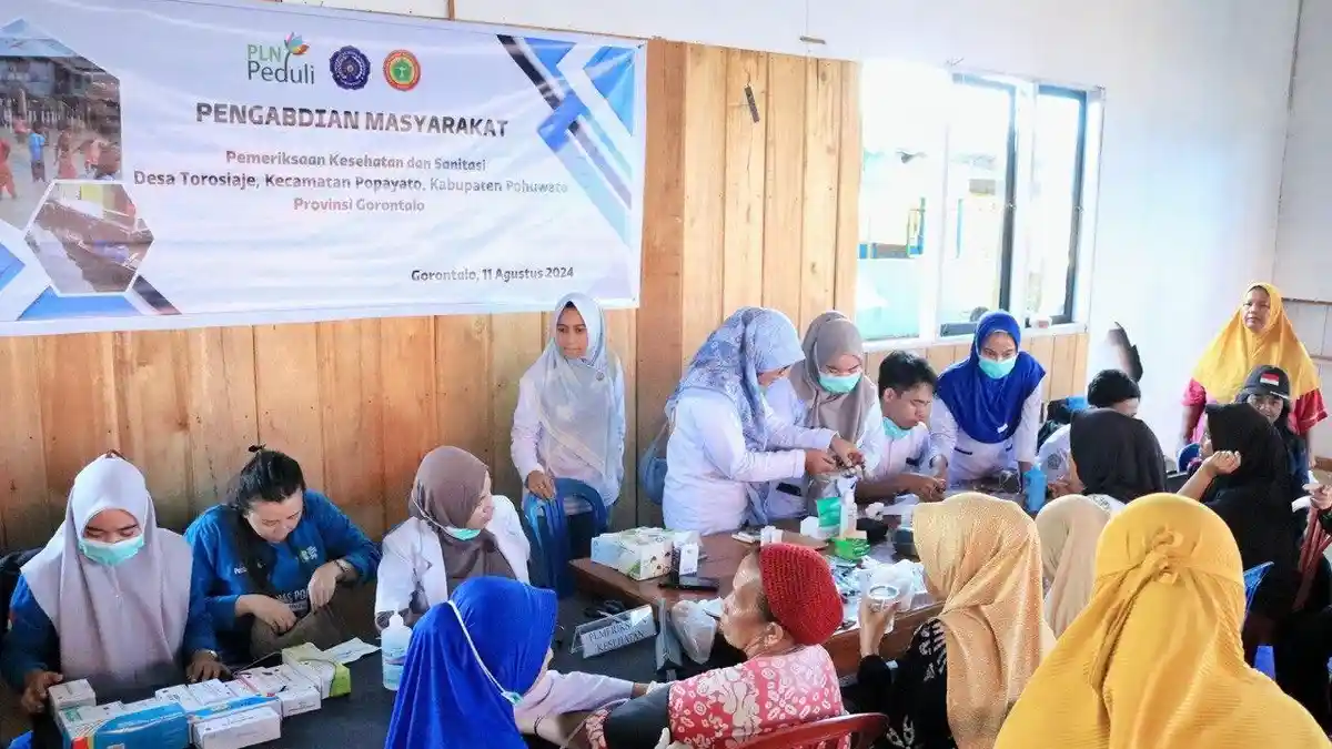 PLN Peduli Lingkungan Desa Torosiaje Melalui Progam Penyediaan Air Bersih dan Sanitasi
