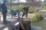 Atasi Luapan Air Sungai Cikalang, Pintu Air Gunung Mindi Tasikmalaya Dibongkar dan Dipindahkan