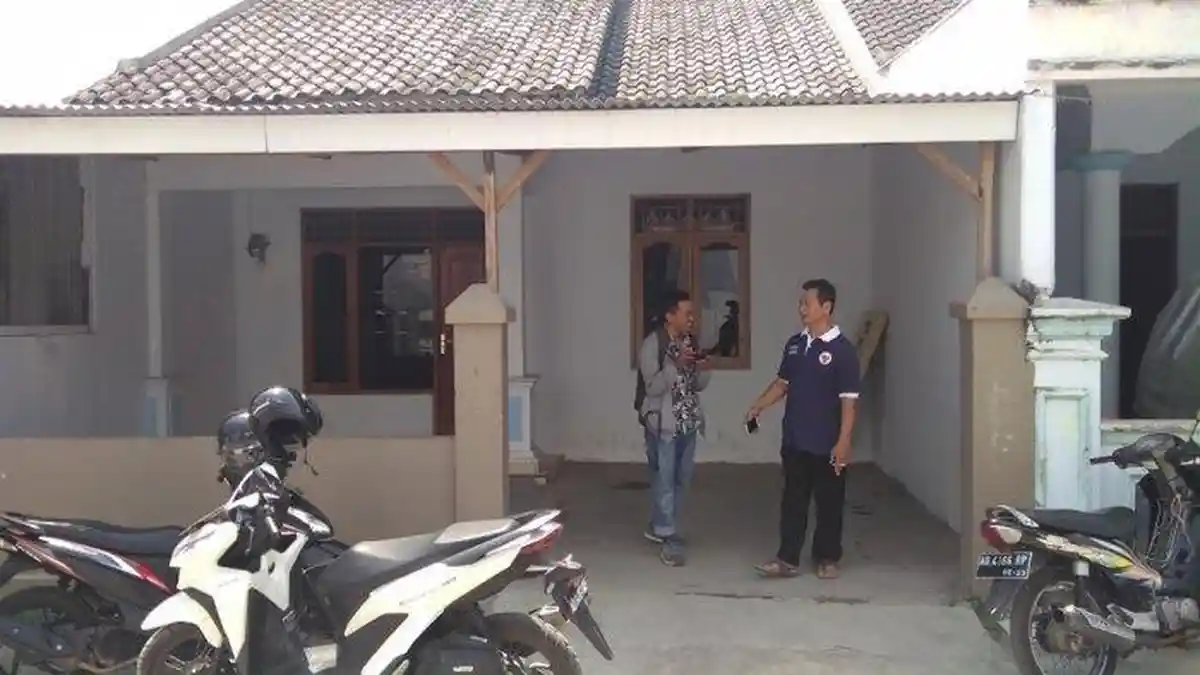 Tim Densus 88 Amankan Seorang Perempuan Terduga Teroris di Karanganyar