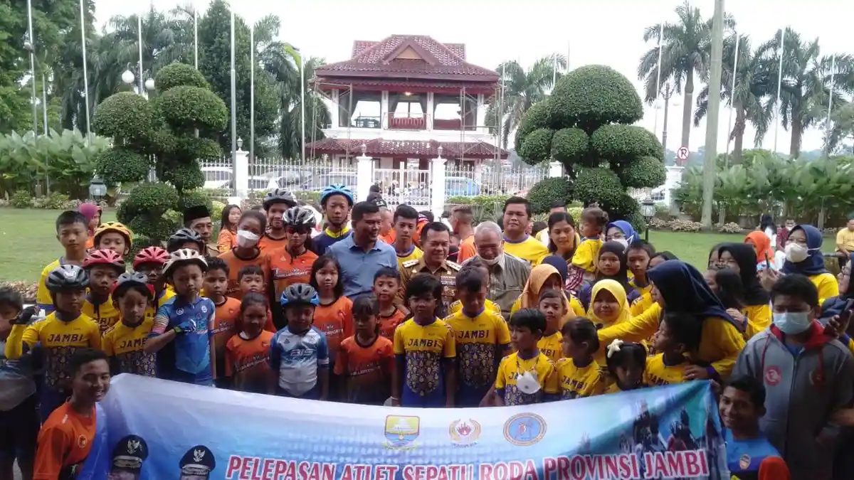 Al Haris Harap Para Atlet Sepatu Roda Bisa Harumkan Nama Jambi