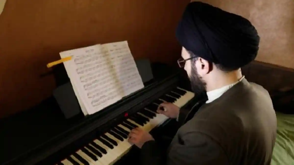 Dewan Tertinggi Syiah Lebanon Tabal Sheikh Ali Al-Husseini Sebagai Ulama Piano