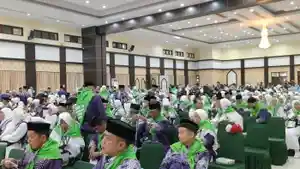 Haji-mamuju-Pulang.jpg