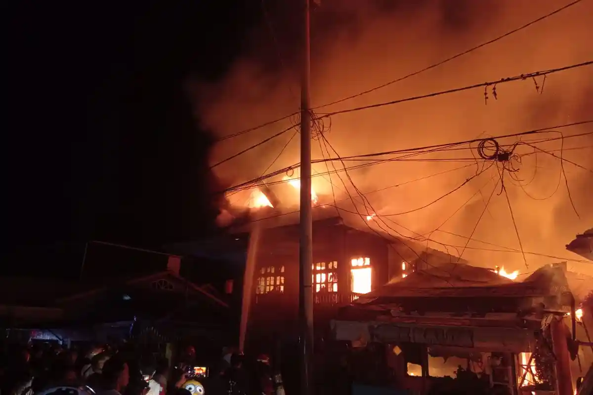 Tak Ada Akses Jalan, Petugas Damkar Nunukan Akui Sulit Padamkan Api di Bagian Belakang Rumah