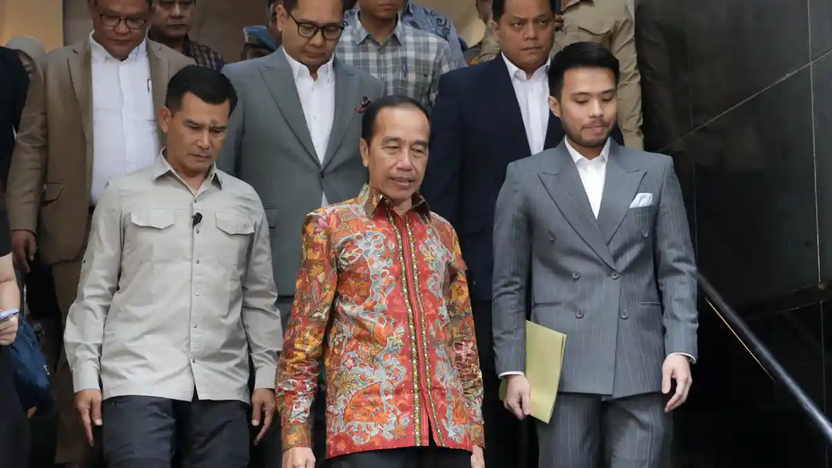 Jokowi dan Ijazahnya: Apa Kata Penasihat Ahli Kapolri?