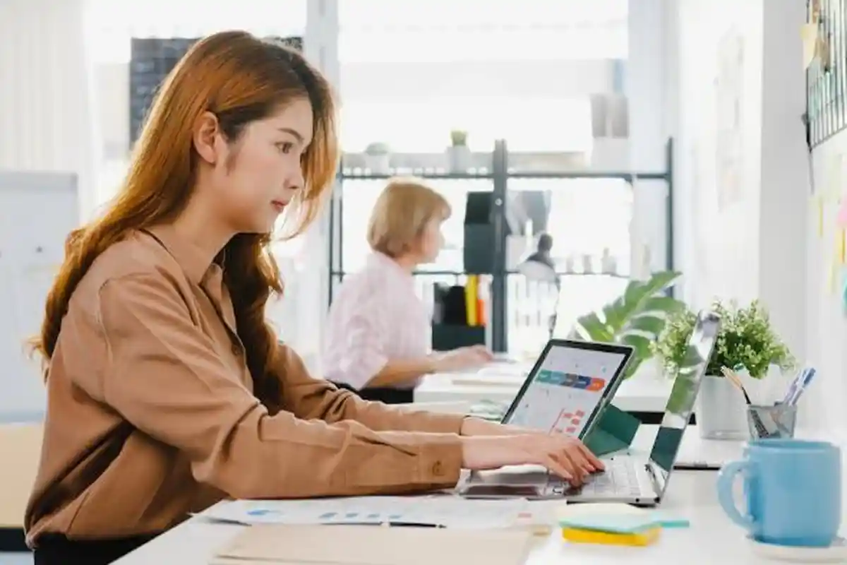 Ramalan Zodiak Karier Hari Ini, 5 Februari 2024: Sagitarius Raih Sukses, Scorpio Nyaman Bekerja