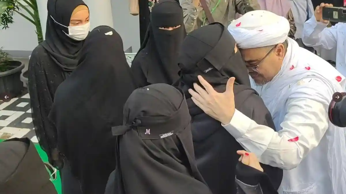 Disambut Keluarga, Ini yang Bakal Dilakukan Rizieq Shihab Setelah Bebas dari Penjara
