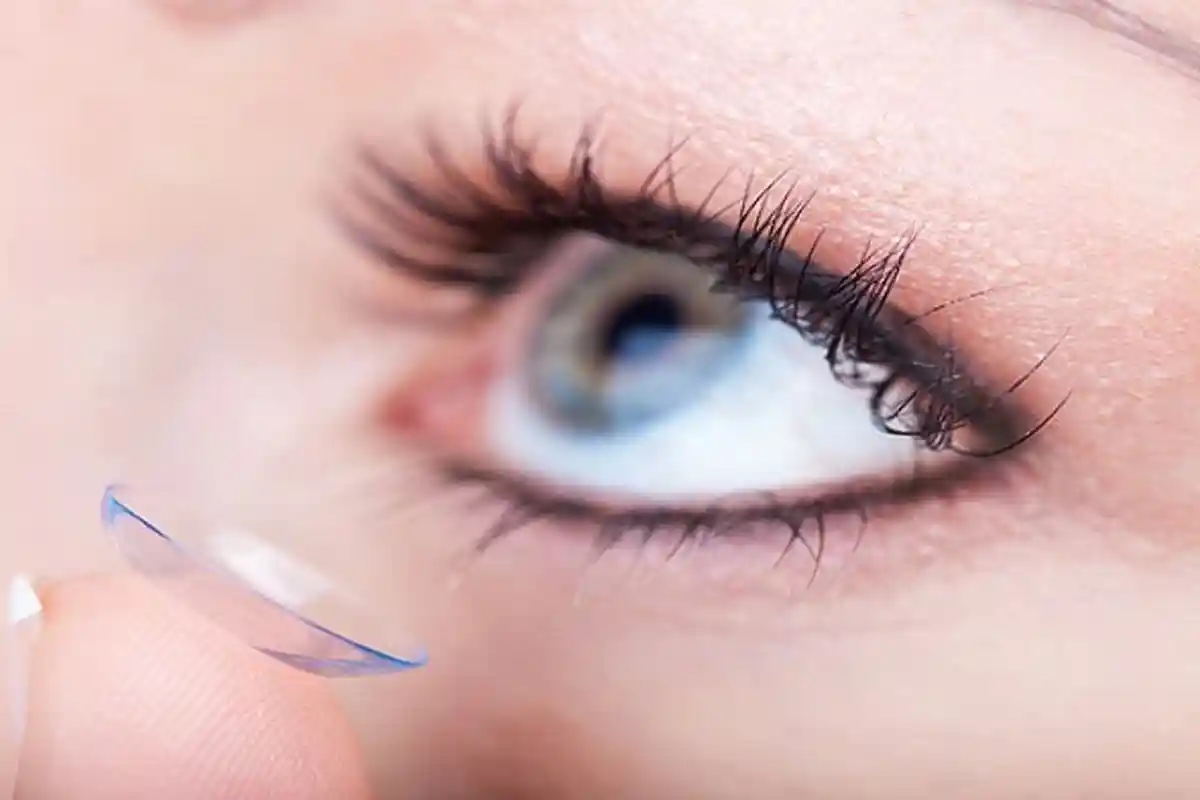 Benarkah Memakai Lensa Kontak Lebih Berisiko Tertular Covid-19? Ini 6 Pedoman Aman Pemakaiannya