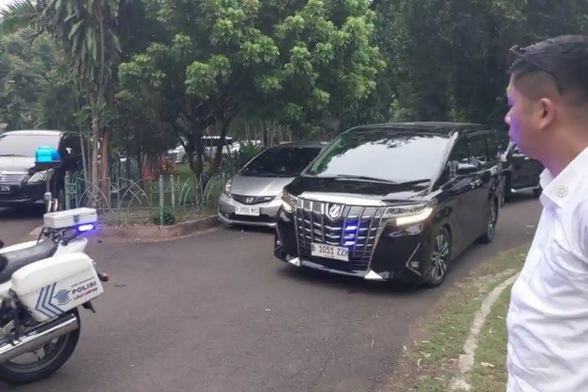 Tunggangan Calon Menteri Kabinet Prabowo-Gibran: Dari Sedan Mewah hingga SUV Miliaran Rupiah
