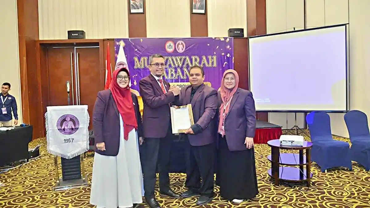 Azzaki Abubakar Terpilih sebagai Ketua PAPDI Aceh