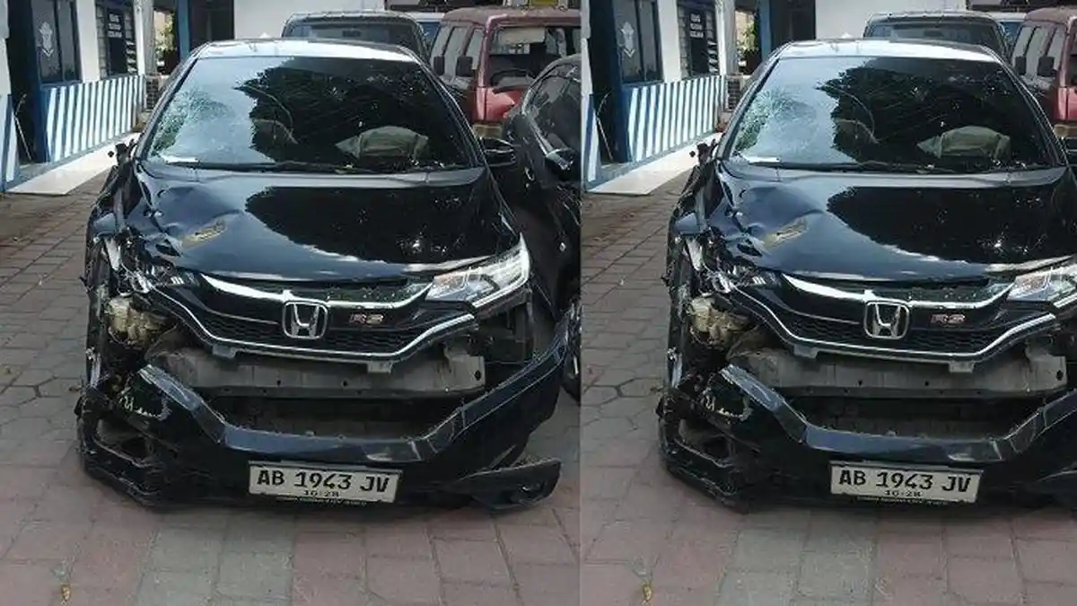 Mahasiswa Klaten Bawa Honda Jazz Terobos Lampu Merah Tewaskan 2 Pemotor di Jogja