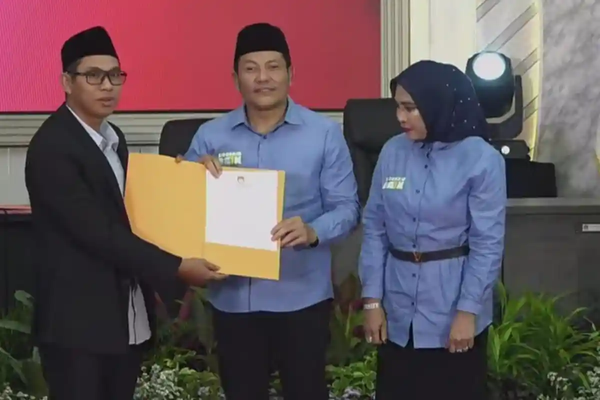 KPU Tetapkan Subandi-Mimik Jadi Bupati dan Wakil Bupati Sidoarjo Terpilih