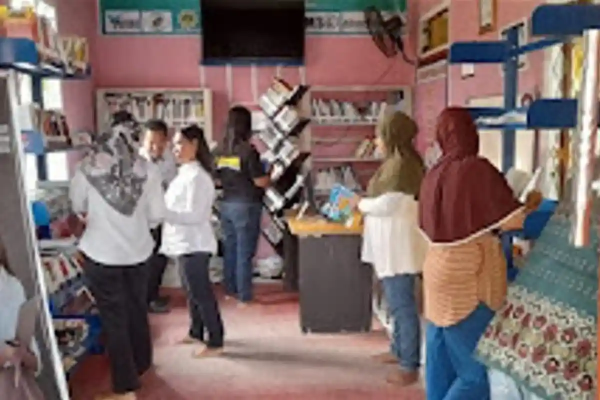 Tingkatkan Literasi, Aparatur Desa Yayasan Wajib Baca Buku 10 Menit Sebelum Berkantor
