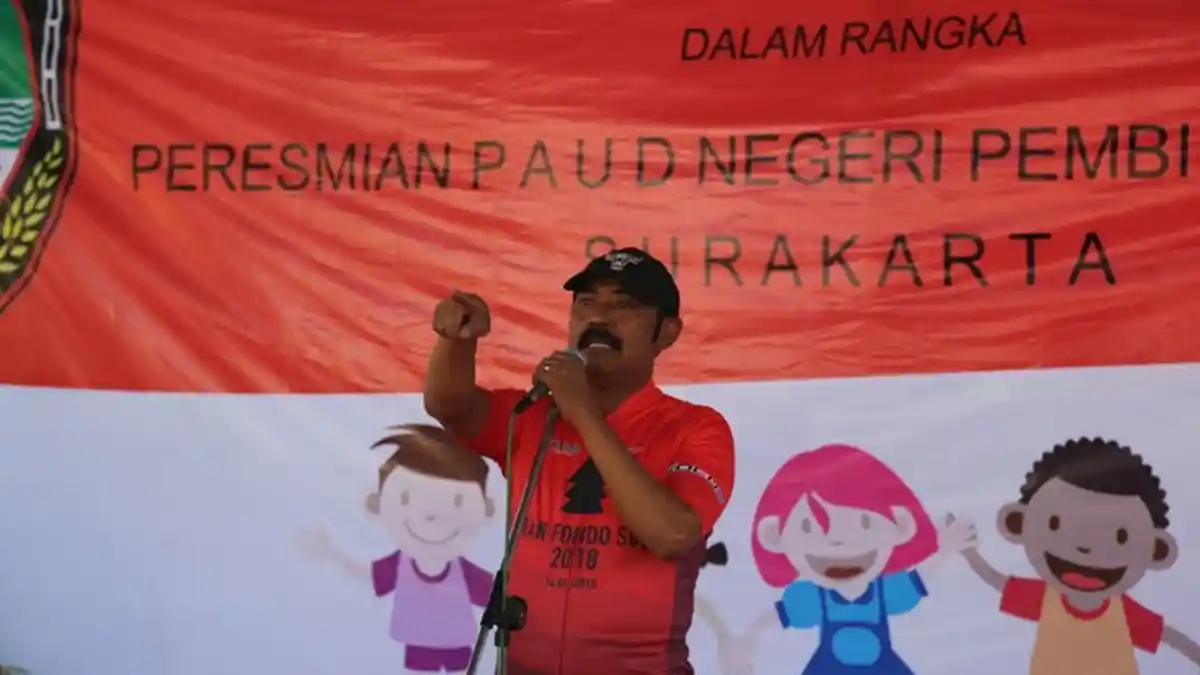 Pemkot Solo Akan Bangun Parkir Bertingkat di Balai Kota