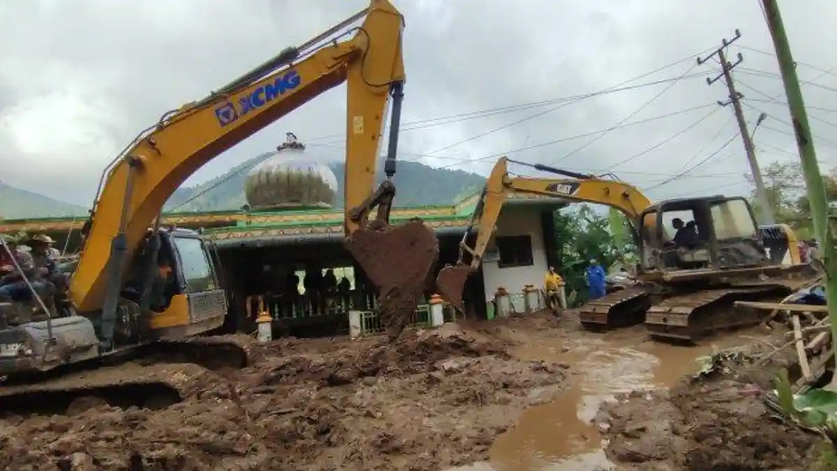Niat Mau Survei Nasabah, Pimpinan dan Pegawai BRI Tewas Tertimbun Longsor