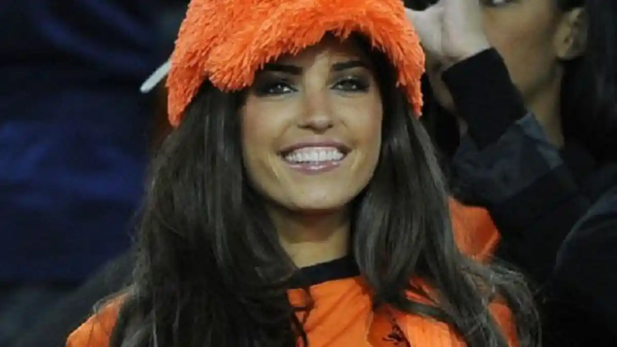 Istri Wesley Sneijder Absen Tonton Timnas Belanda