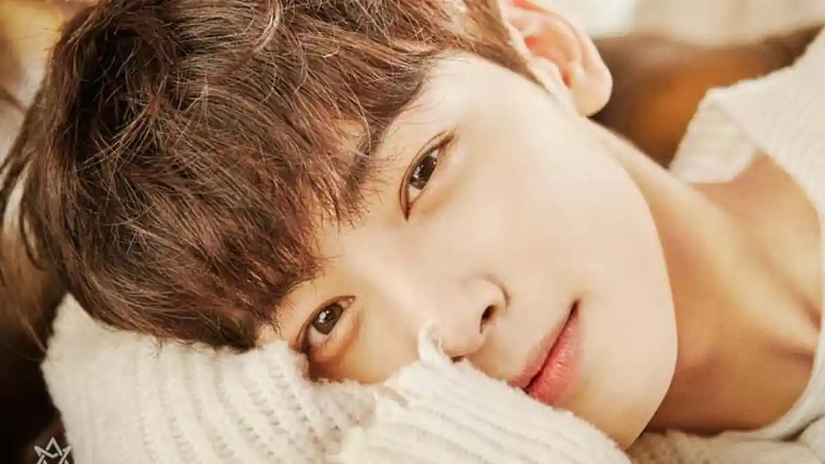 Eunwoo ASTRO - Bikin Salut! Nggak Cuma Ganteng, Ternyata Doi Juga Berprestasi